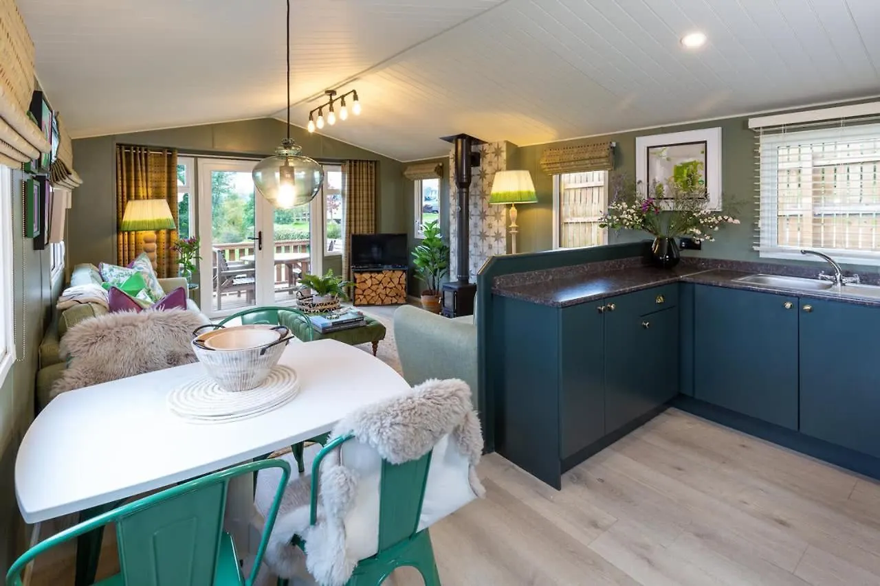 Timber Chalet Lodges With Hot Tubs Skipton Verenigd Koninkrijk