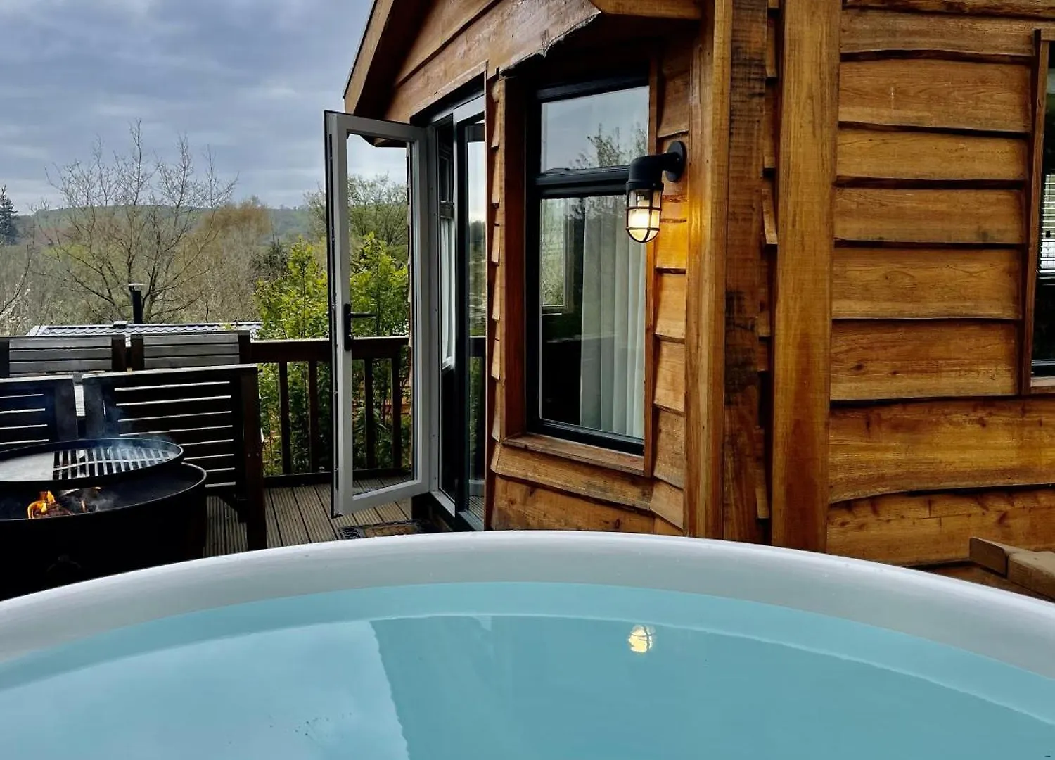 Timber Chalet Lodges With Hot Tubs Skipton