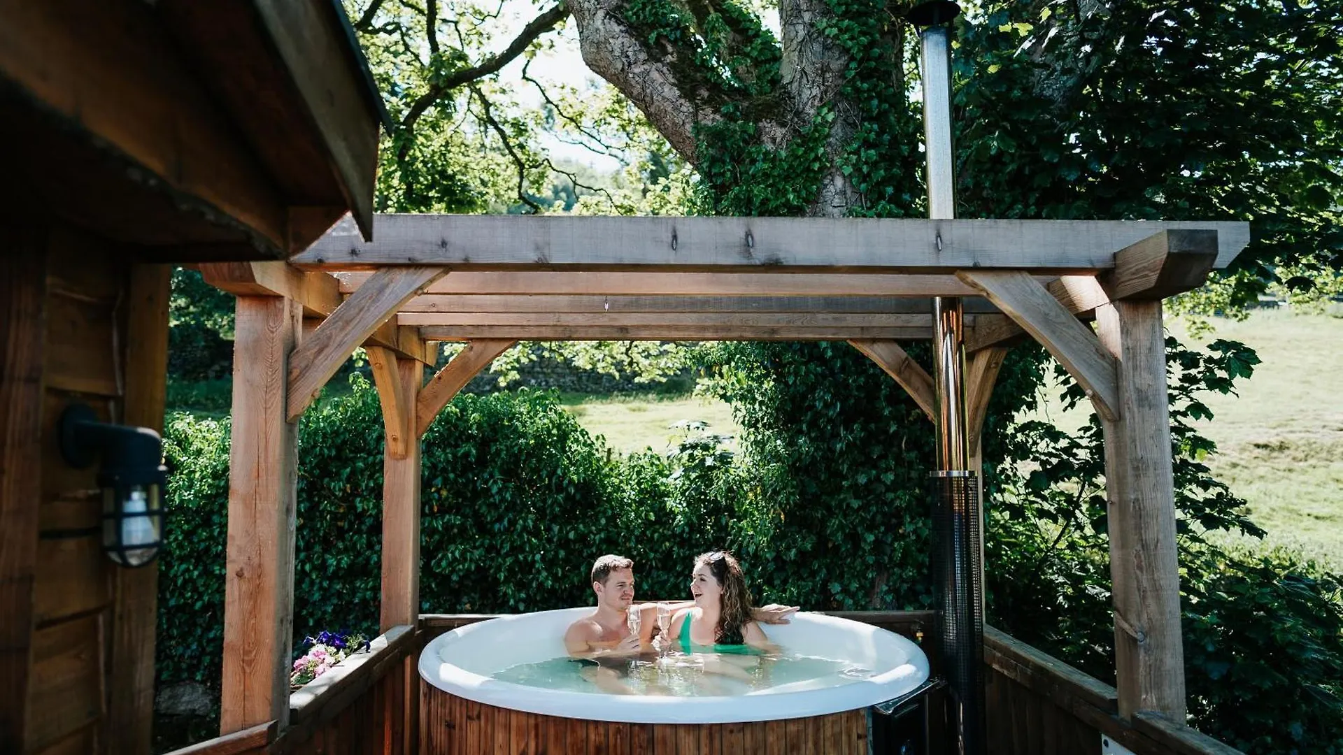 Timber Chalet Lodges With Hot Tubs Skipton